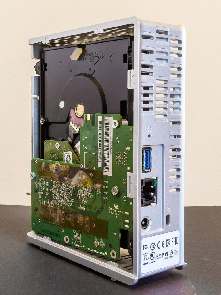 Cloud Providers Offer Region-Pinning Controls for Data Residency cloud servers and network diagram on a screen